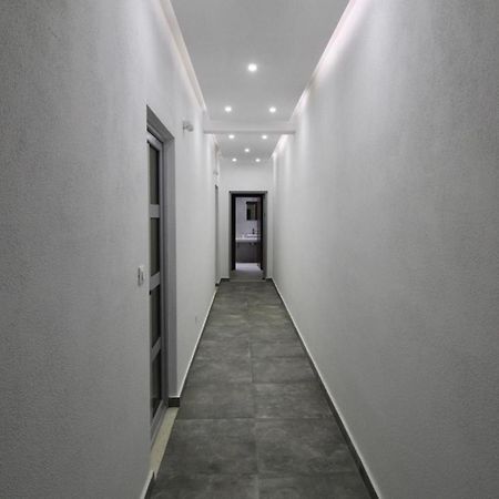 Apartments Komina Utjeha-Bušat Eksteriør billede